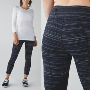 LULULEMON Pace Rival Crop Leggings Cyber Stripe Naval Blue Black Womens Size 4